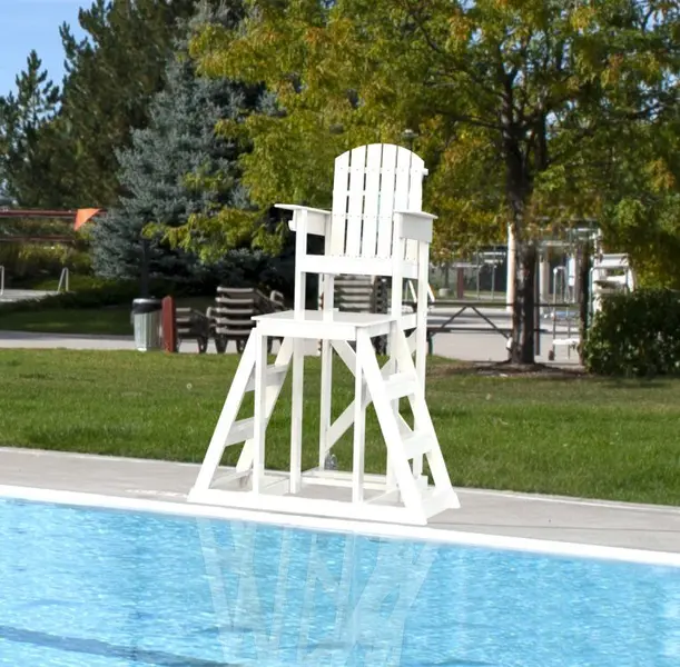 Mendota elevated lifeguard stand